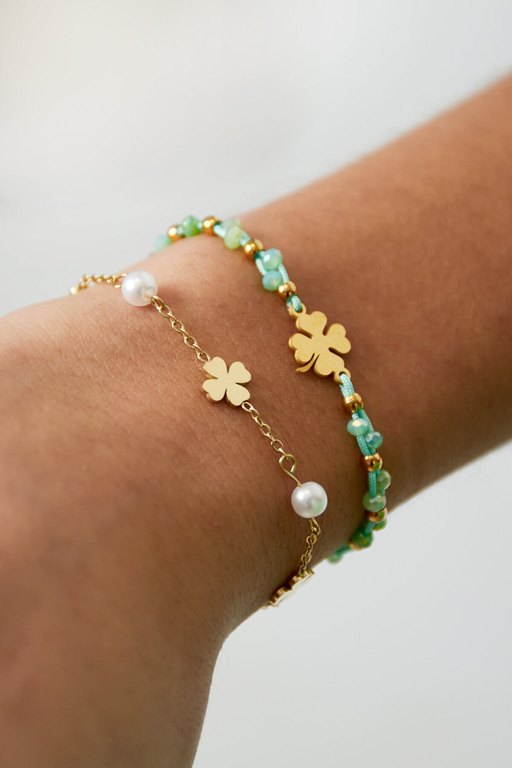 Bracciale Perle con Quadrifoglio Portafortuna
